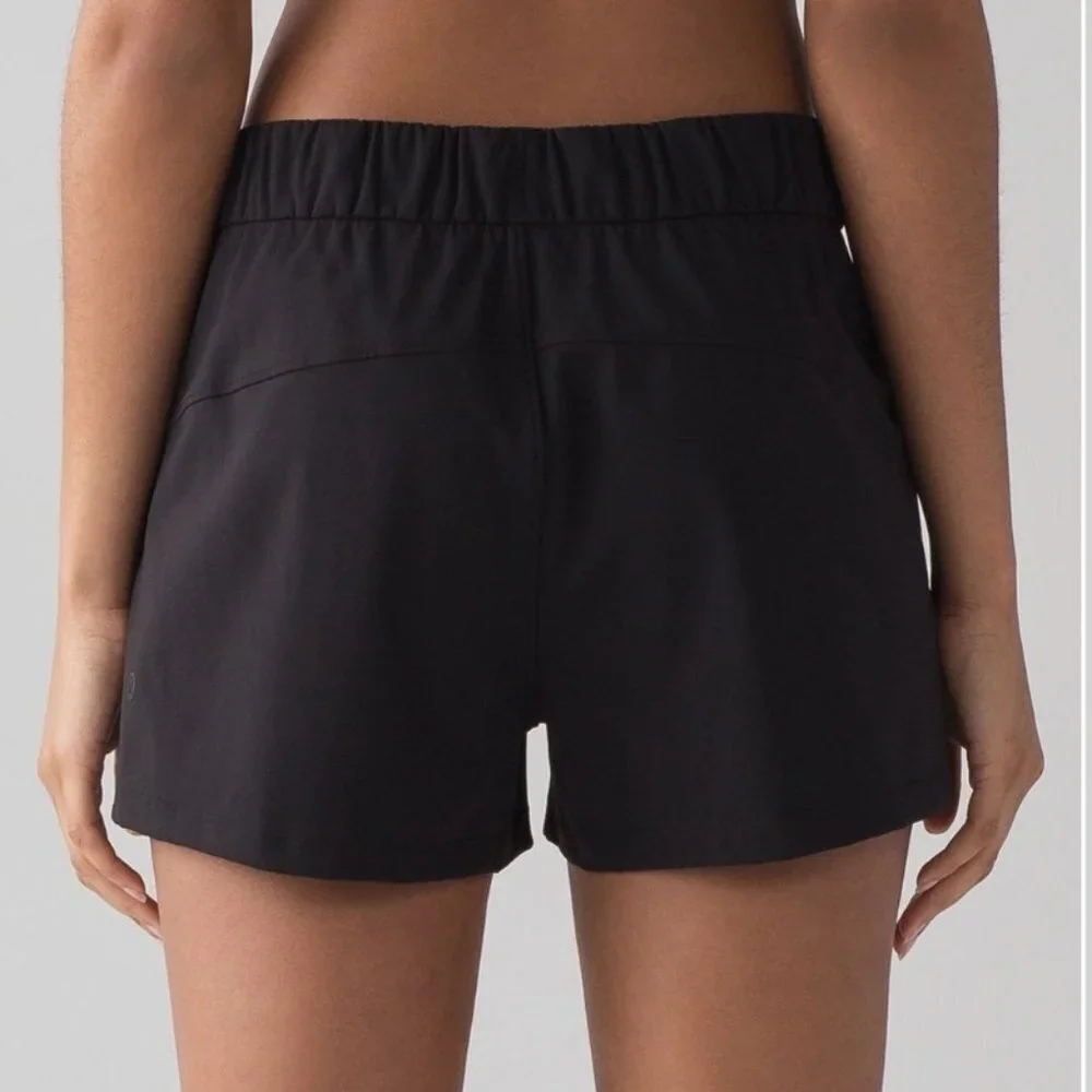 Lululemon On The Fly Short